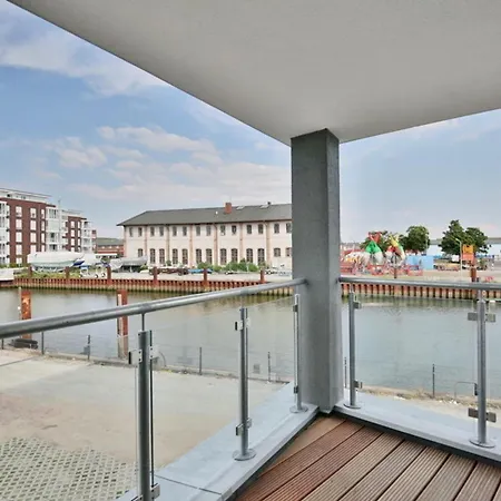 Marina, Cm18-4 Cuxhaven