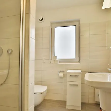 Marina, Cm18-4 Apartment *